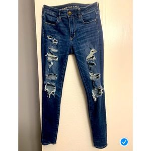 AE highrise distressed skinny jeans size 6